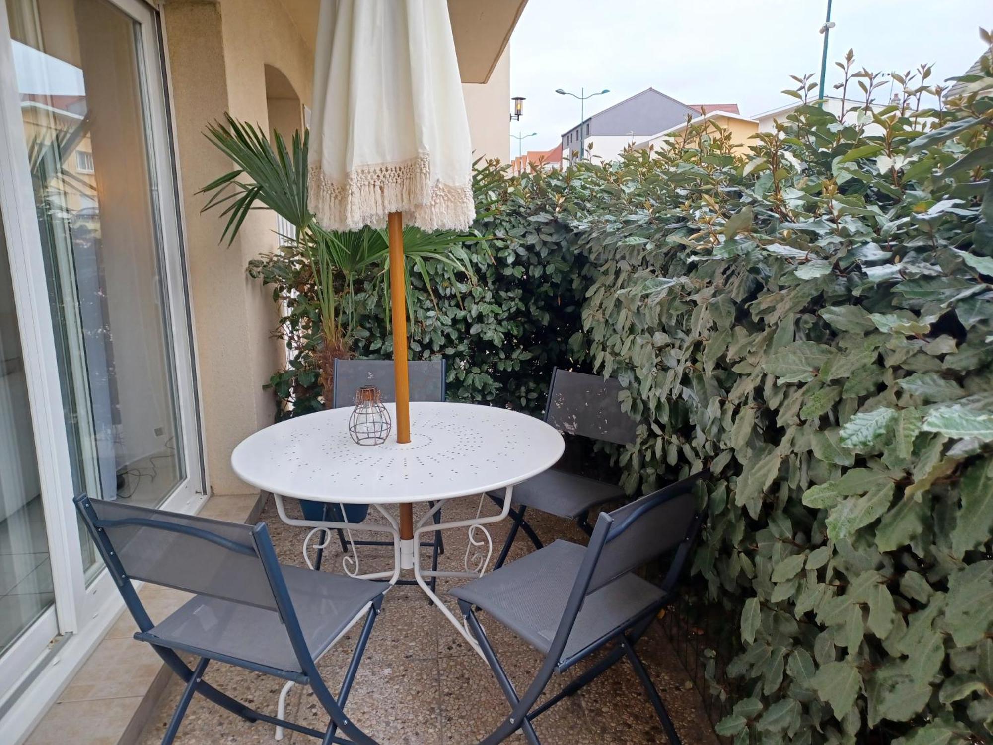 T3 Rez-De-Chaussee Lumineux Avec Terrasse Proche Plage Cucq Kültér fotó